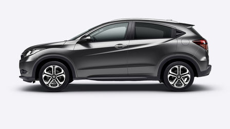 Side facing Honda HR-V.