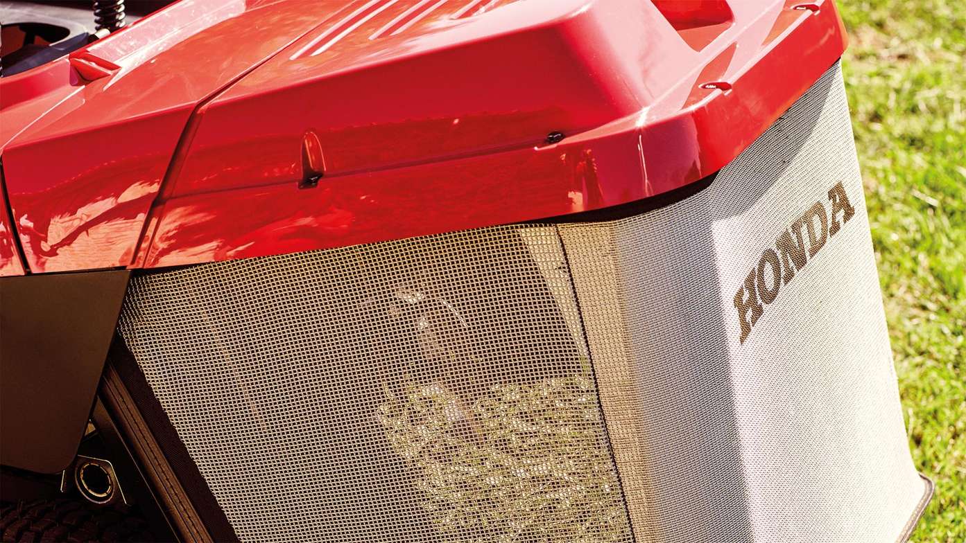 High grass bag capacity