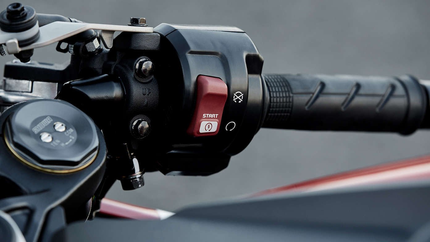 Close up shot of Honda CBR1000RR throttle.