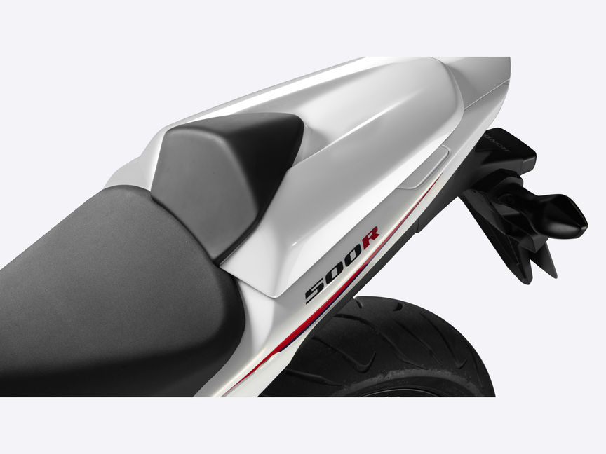 Close up of CBR500R seat.