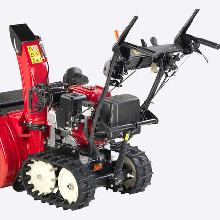 Rear three quarter, left facing 7 Series.